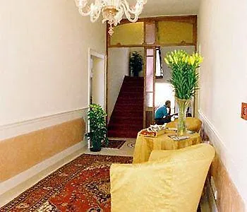 Villa Casanova Lido di Venezia 3*,