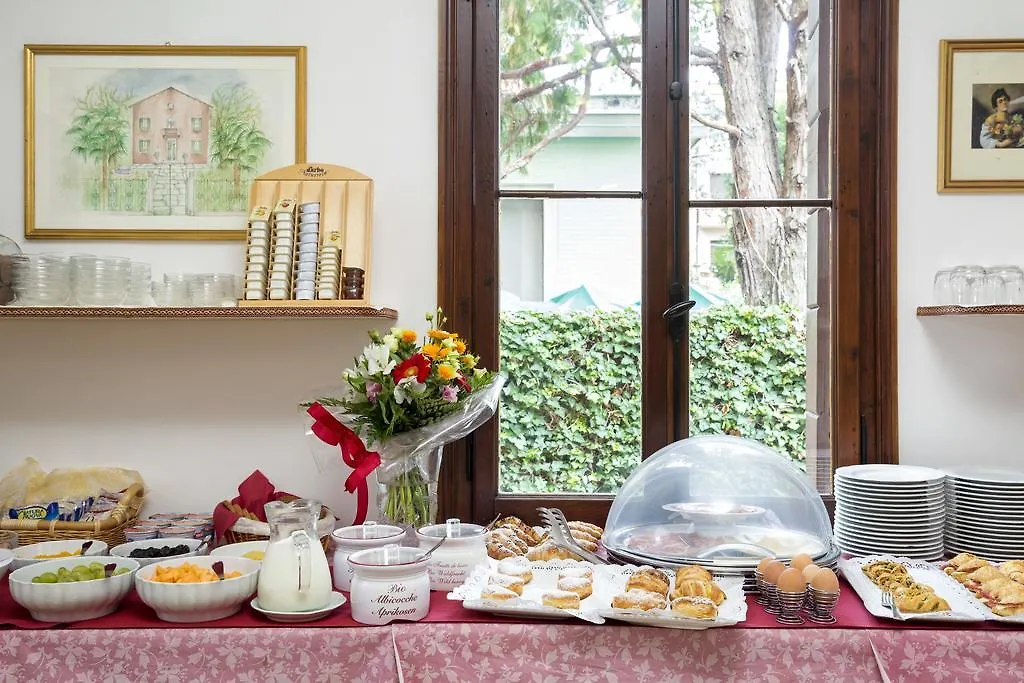 Villa Casanova Lido di Venezia Bed & Breakfast